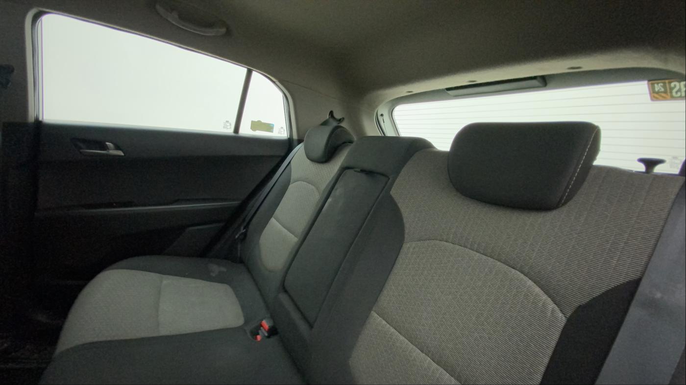 2016 Hyundai Creta SX PLUS 1.6 PETROL, Petrol, Manual, 82,518 km, Right Side Rear Door Cabin