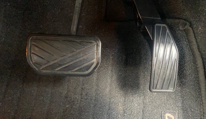 2020 Maruti S PRESSO VXI PLUS AMT, Petrol, Automatic, 25,092 km, Pedals