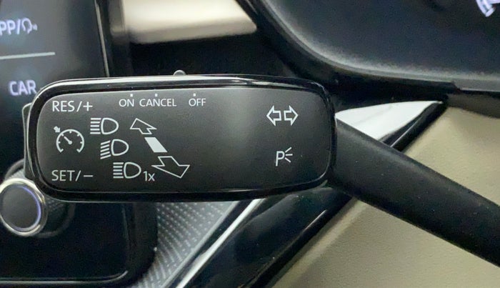 2022 Skoda SLAVIA AMBITION 1.0L TSI MT, Petrol, Manual, 1,298 km, Adaptive Cruise Control