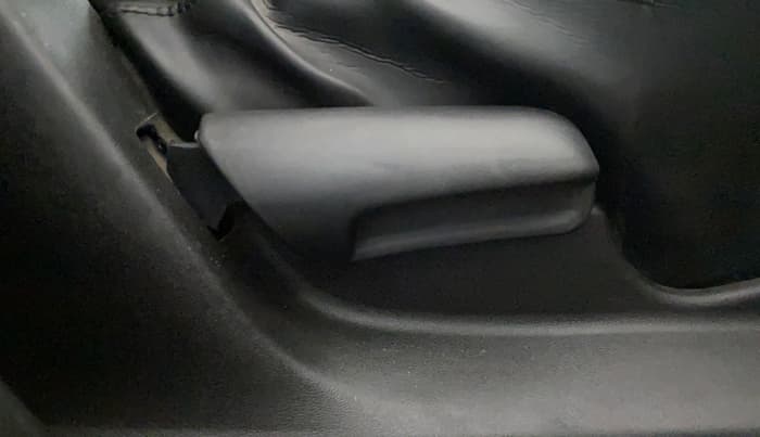 2020 Toyota URBAN CRUISER MID GRADE MT, Petrol, Manual, 68,540 km, Driver Side Adjustment Panel