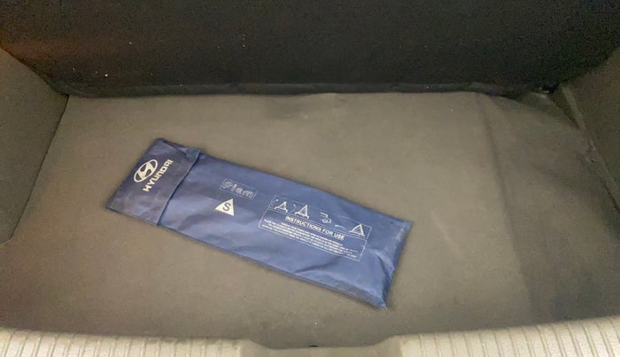 2013 Hyundai i10 SPORTZ 1.2, Petrol, Manual, 85,268 km, Boot Inside