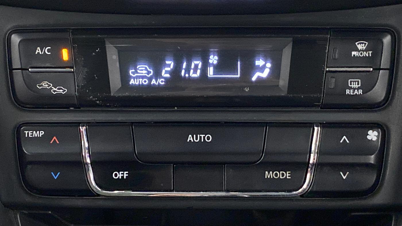 2017 Maruti Vitara Brezza ZDI, Diesel, Manual, 1,80,438 km, Automatic Climate Control