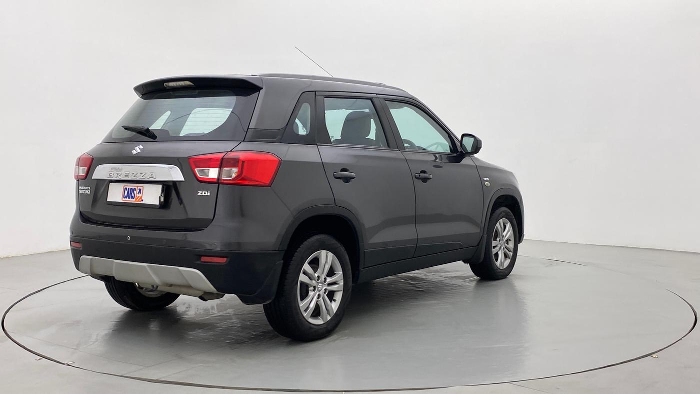 2017 Maruti Vitara Brezza ZDI, Diesel, Manual, 1,80,438 km, Right Back Diagonal (45- Degree) View