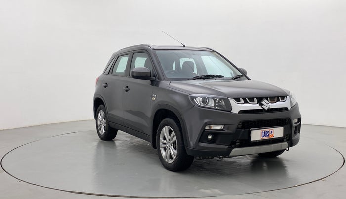 2017 Maruti Vitara Brezza ZDI, Diesel, Manual, 1,80,438 km, Right Front Diagonal (45- Degree) View