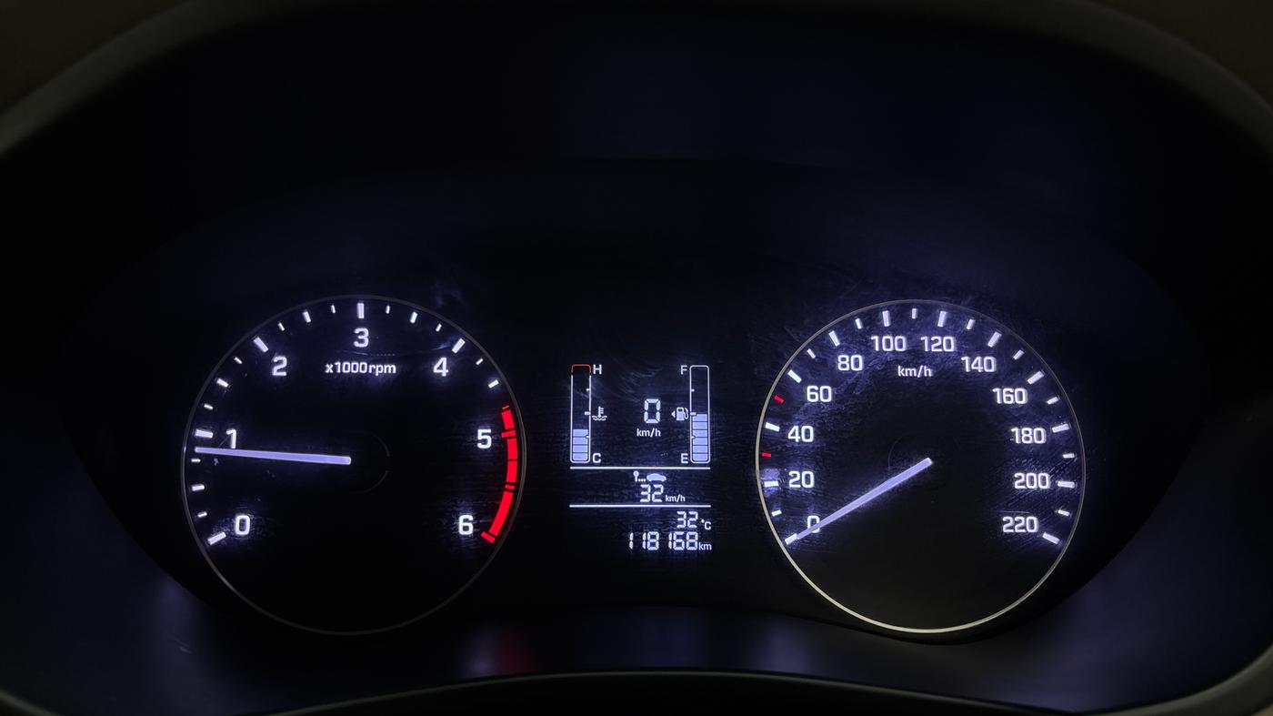 2014 Hyundai Elite i20 SPORTZ 1.4 (O) CRDI, Diesel, Manual, 1,18,322 km, Odometer Image