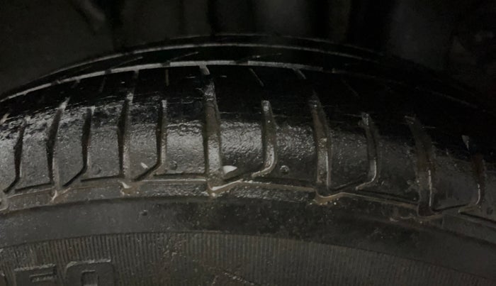 2014 Hyundai Elite i20 SPORTZ 1.2, Petrol, Manual, 40,874 km, Left Rear Tyre Tread