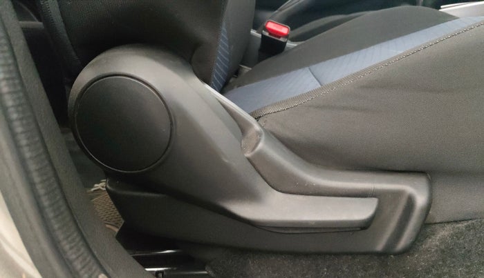 2021 Maruti Baleno DELTA PETROL 1.2, Petrol, Manual, 71,449 km, Driver Side Adjustment Panel