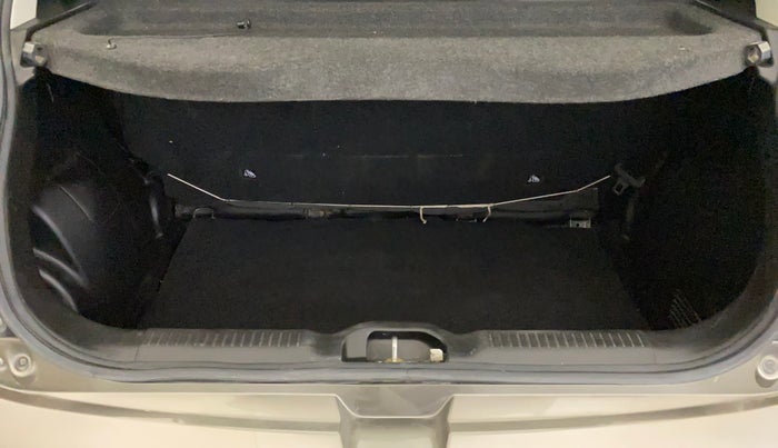 2021 Maruti Swift LXI, Petrol, Manual, 39,260 km, Boot Inside