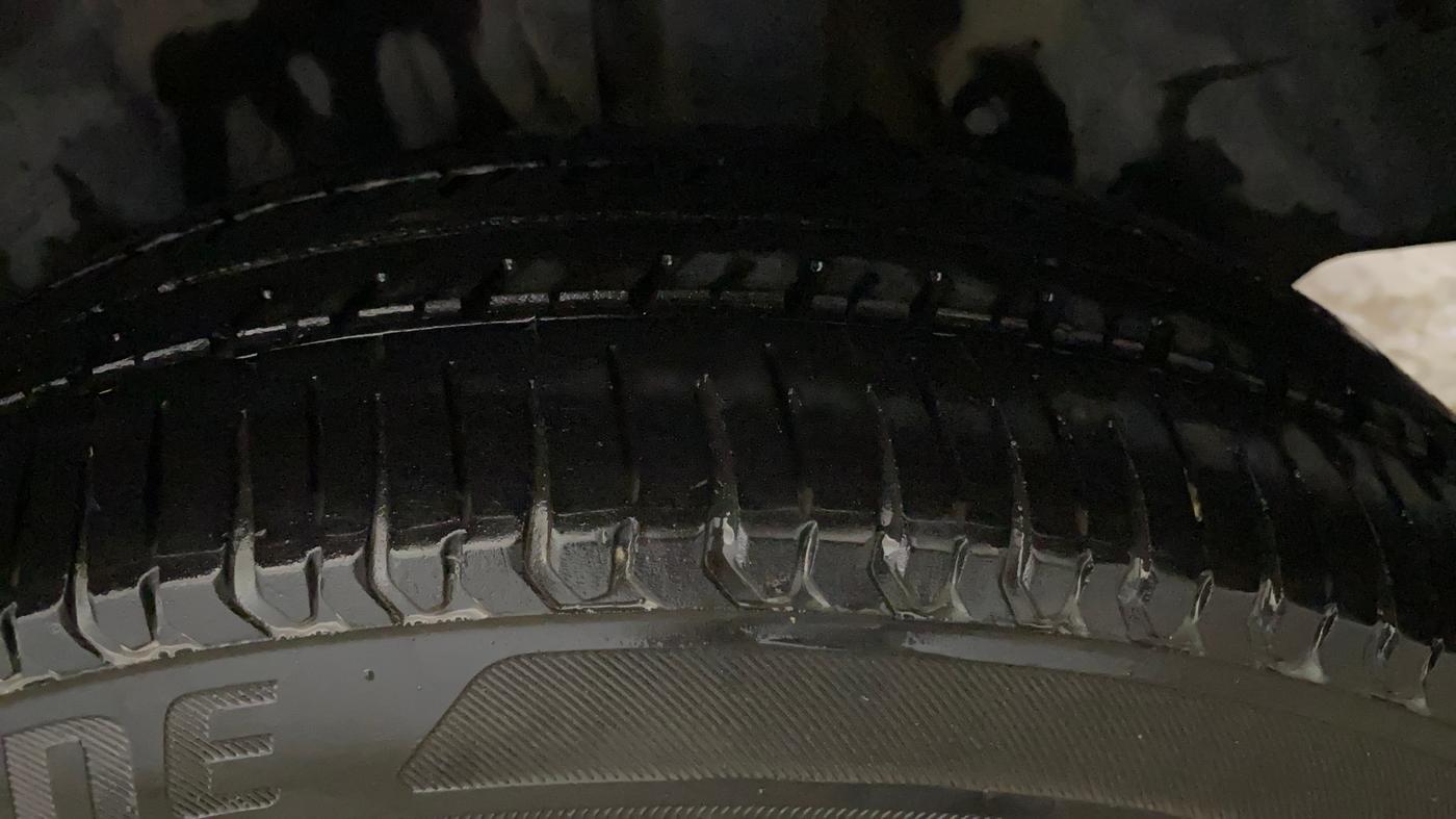 2021 Maruti Swift LXI, Petrol, Manual, 39,306 km, Left Rear Tyre Tread
