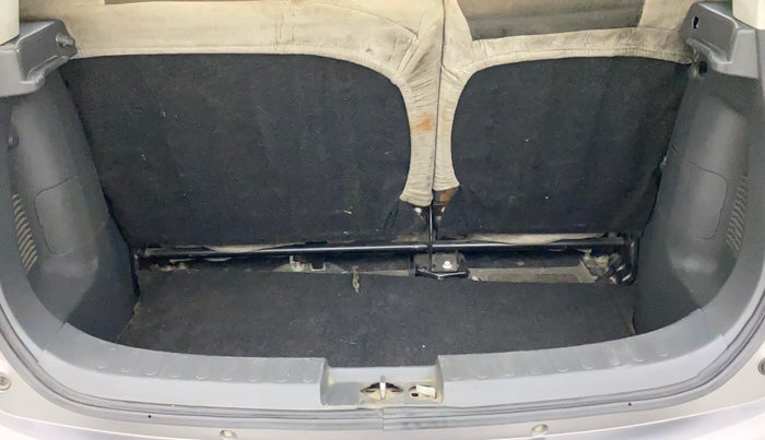 2010 Maruti Ritz LXI, Petrol, Manual, 1,22,580 km, Boot Inside