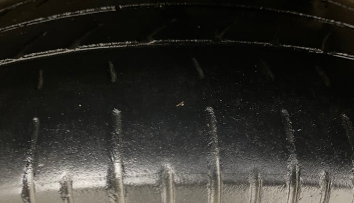 2015 Honda Mobilio 1.5L I-VTEC S, Petrol, Manual, 71,332 km, Left Front Tyre Tread