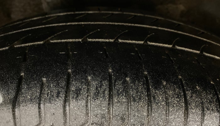 2015 Honda Mobilio 1.5L I-VTEC S, Petrol, Manual, 71,332 km, Right Rear Tyre Tread