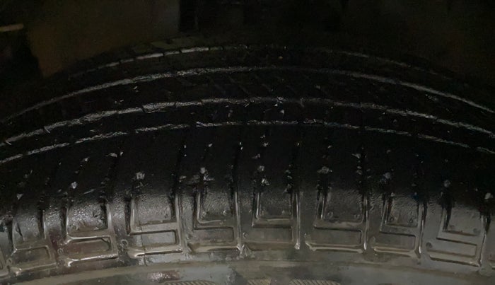 2021 Mahindra Scorpio S9, Diesel, Manual, 82,186 km, Left Front Tyre Tread