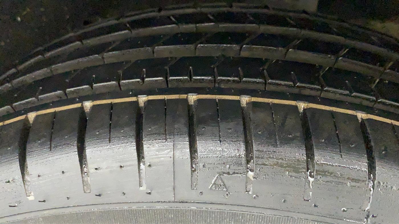 2020 Toyota Glanza G, Petrol, Manual, 69,714 km, Left Rear Tyre Tread