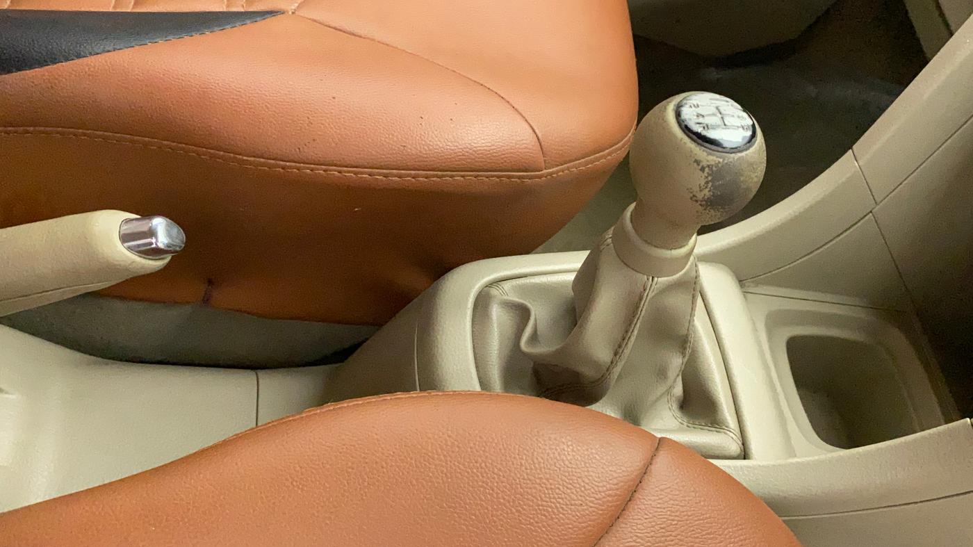 2014 Maruti Ertiga VXI CNG, CNG, Manual, 36,893 km, Gear Lever