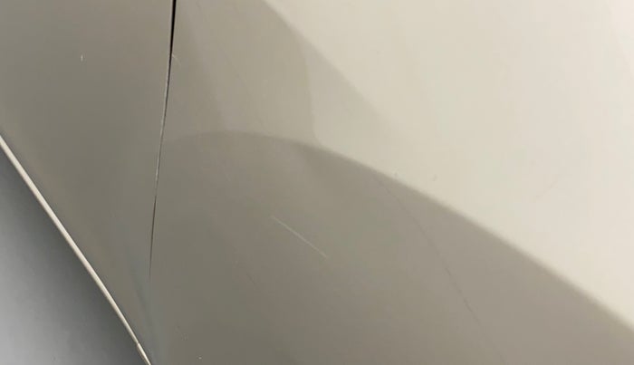 2014 Maruti Ertiga VXI CNG, CNG, Manual, 36,893 km, Right fender - Slightly dented