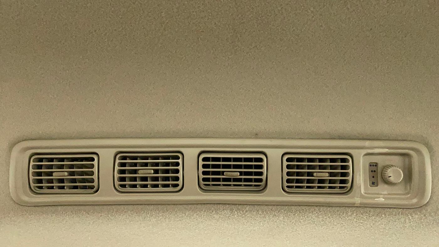2014 Maruti Ertiga VXI CNG, CNG, Manual, 36,893 km, Rear AC Vents