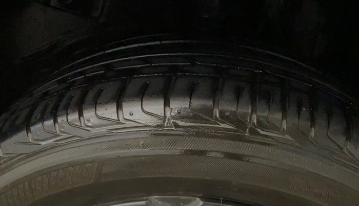 2022 Tata NEXON XZ PLUS PETROL DARK EDITION, Petrol, Manual, 15,038 km, Left Rear Tyre Tread