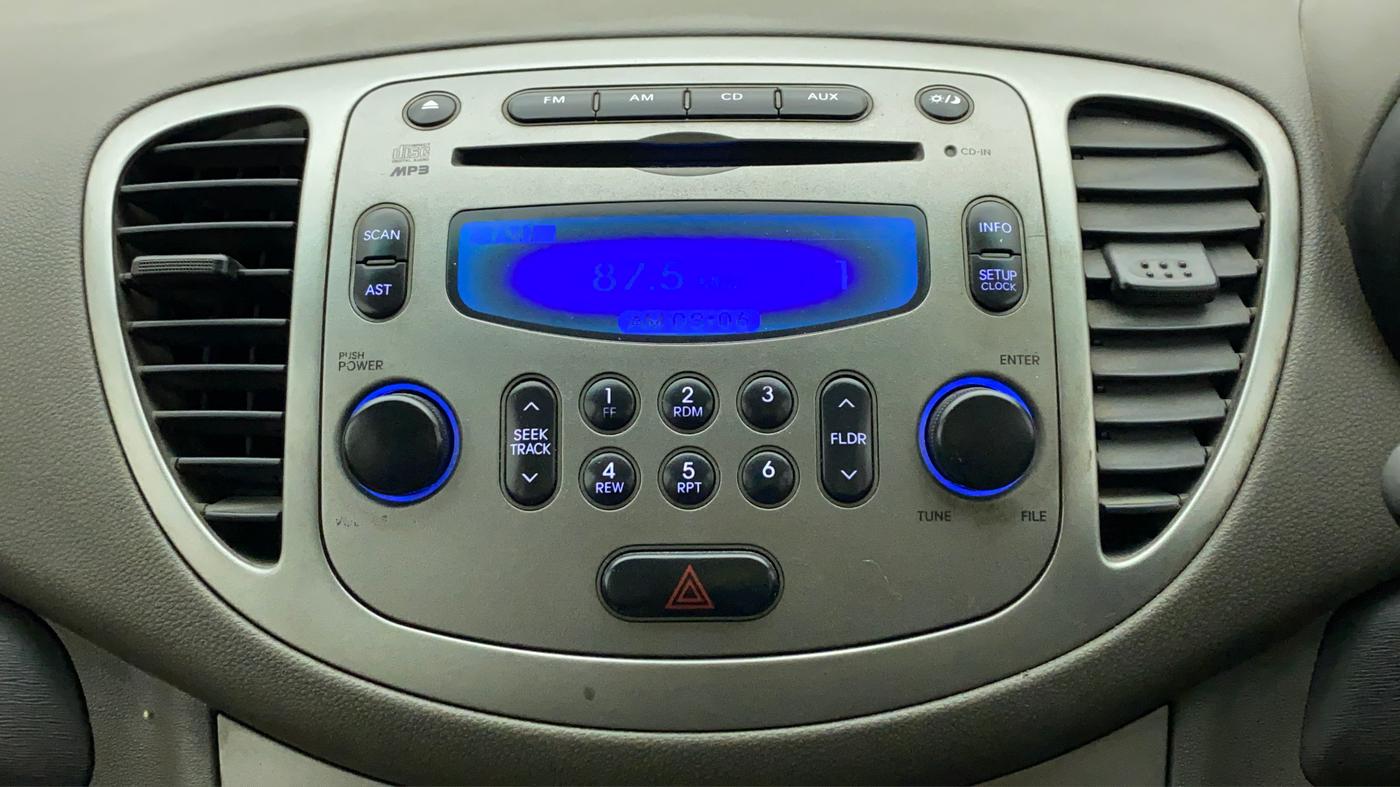 2010 Hyundai i10 SPORTZ 1.2, Petrol, Manual, 83,296 km, Infotainment System