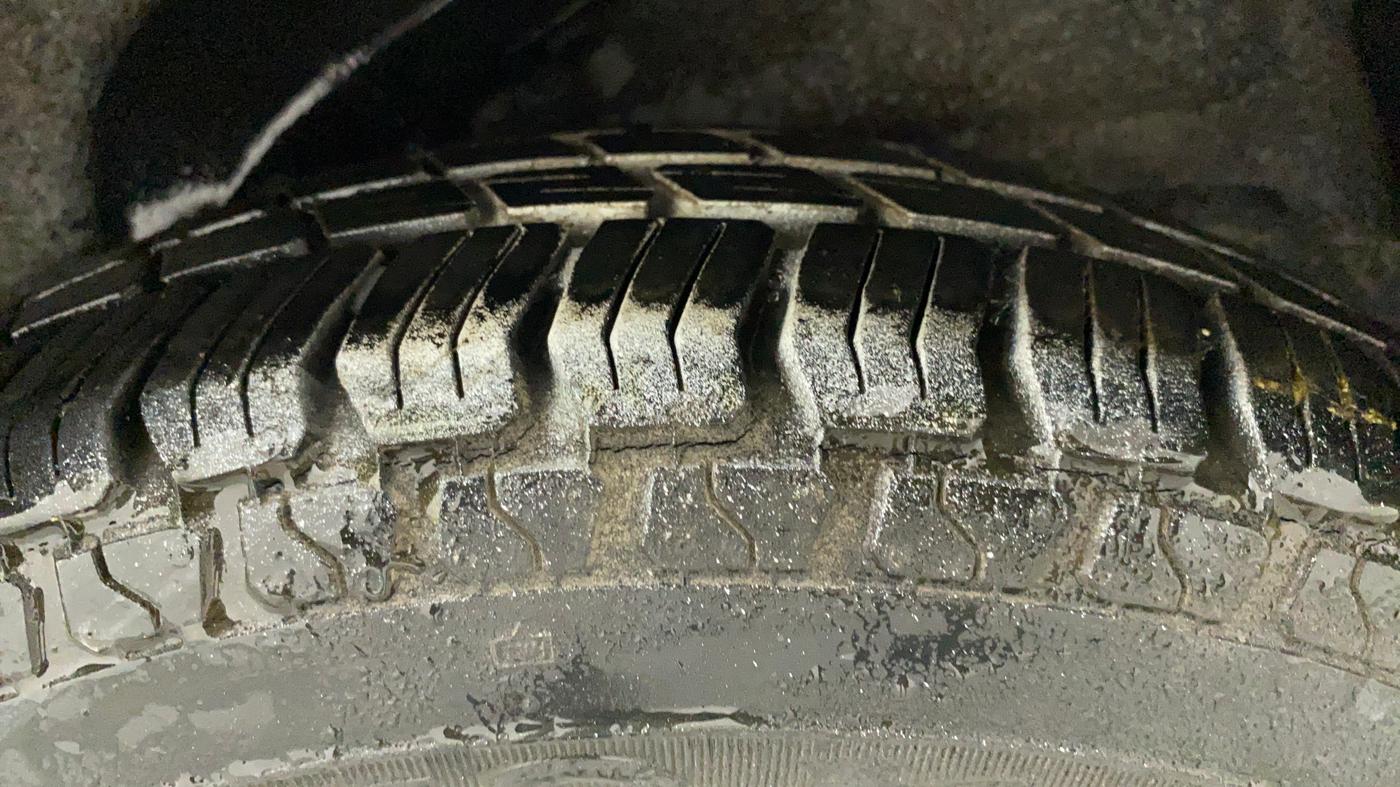 2010 Hyundai i10 SPORTZ 1.2, Petrol, Manual, 83,296 km, Left Rear Tyre Tread