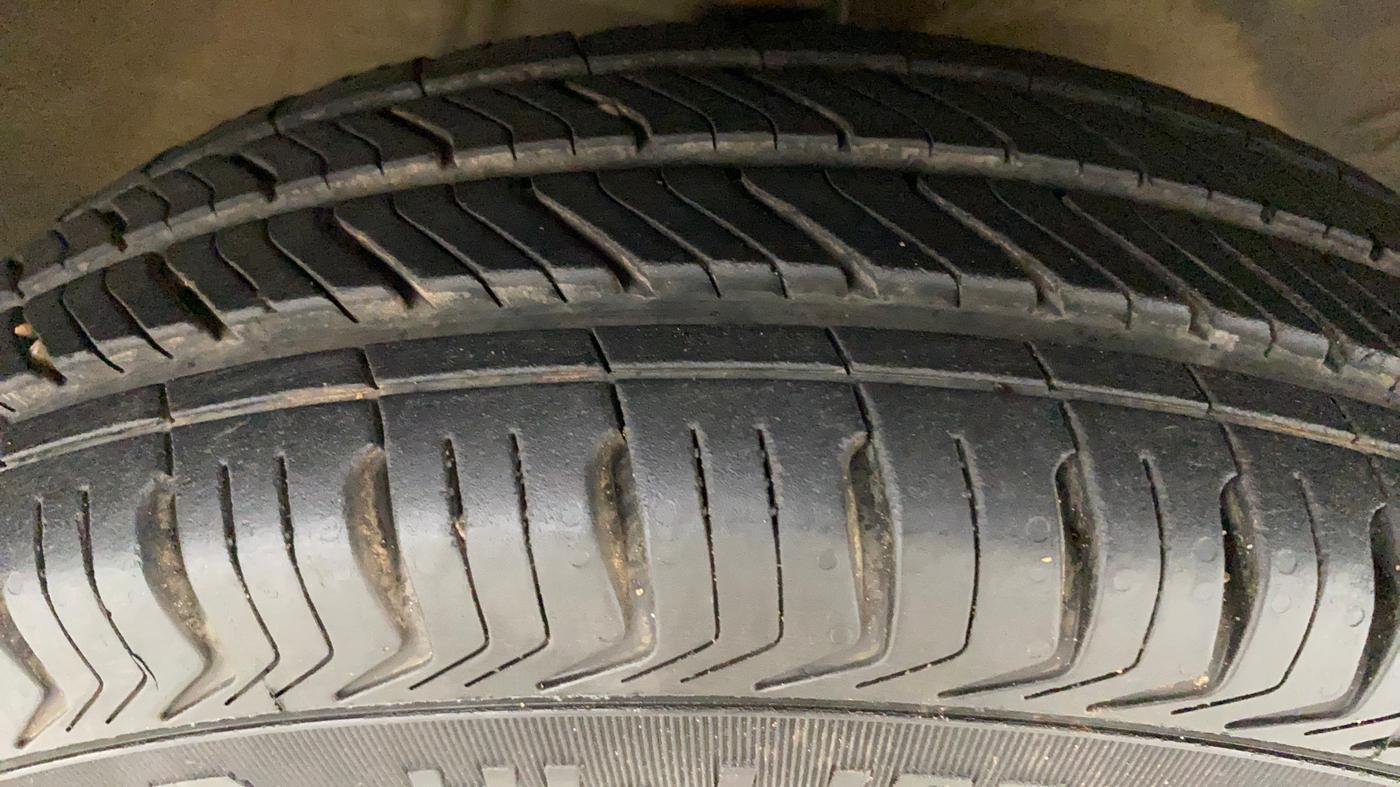 2013 Maruti Alto 800 VXI, Petrol, Manual, 55,292 km, Right Front Tyre Tread
