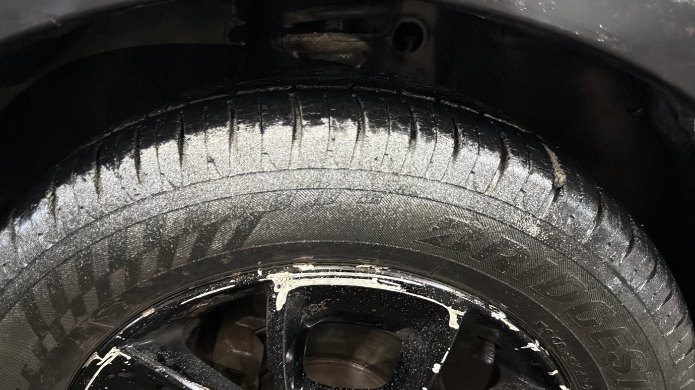 2017 Maruti IGNIS ALPHA 1.2, Petrol, Manual, 74,535 km, Left Front Tyre Tread