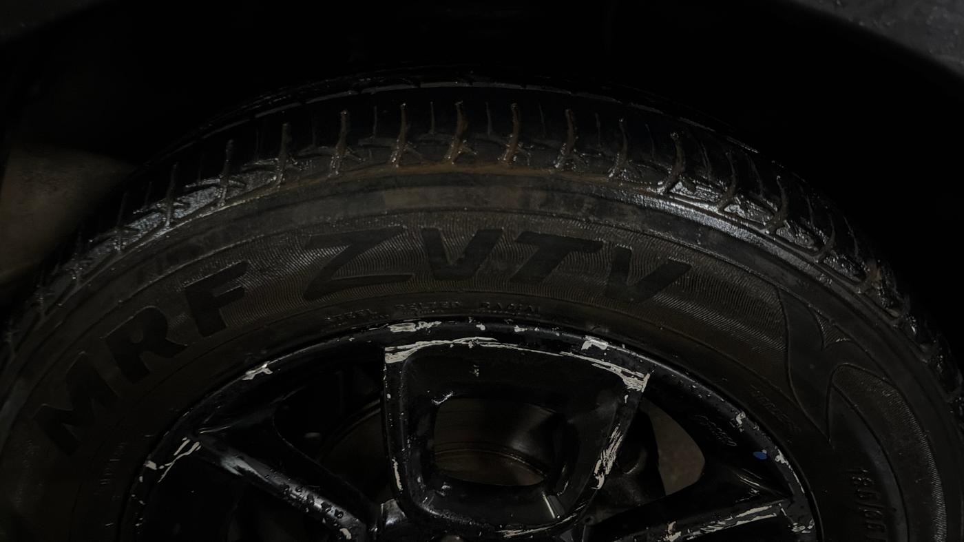 2017 Maruti IGNIS ALPHA 1.2, Petrol, Manual, 74,535 km, Right Front Tyre Tread