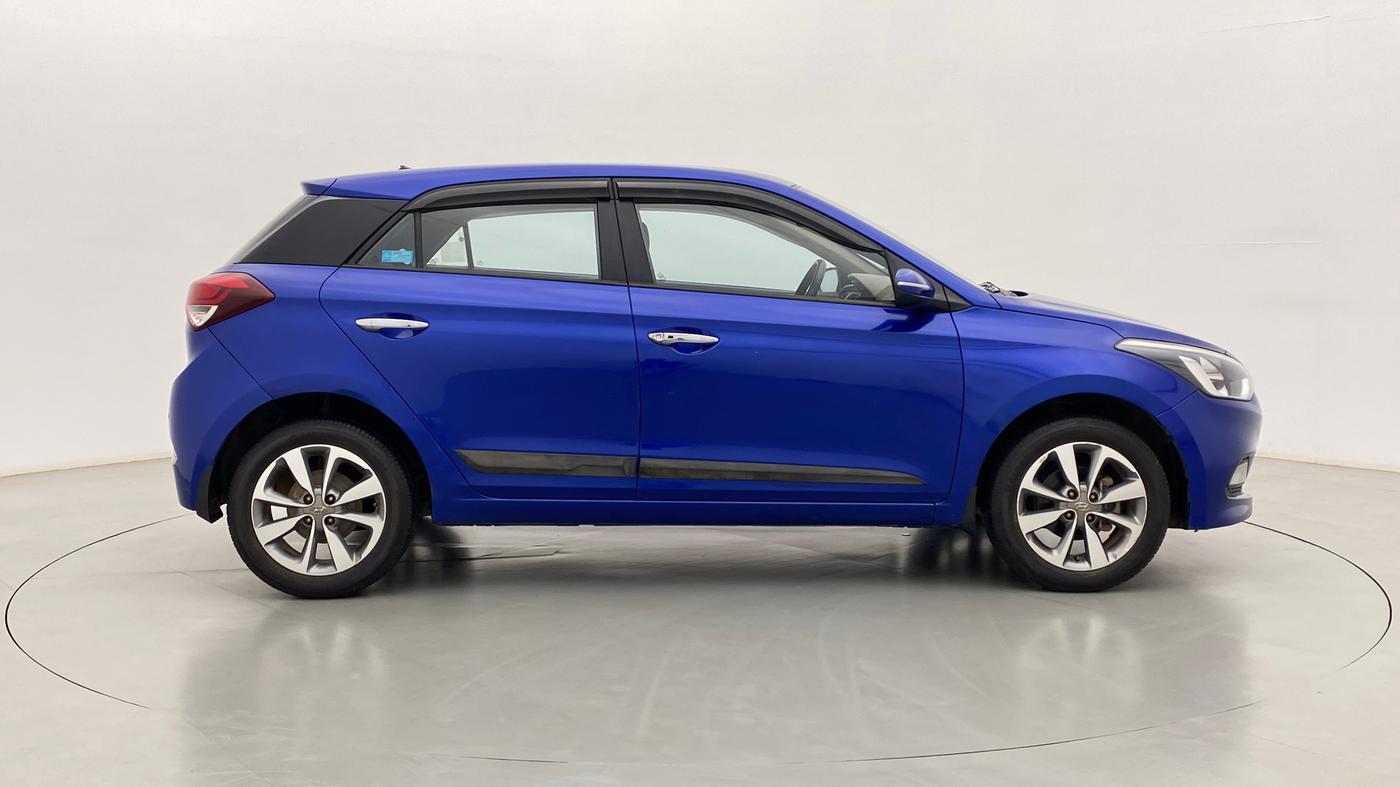2015 Hyundai Elite i20 SPORTZ (O) 1.2, Petrol, Manual, 40,821 km, Right Side View