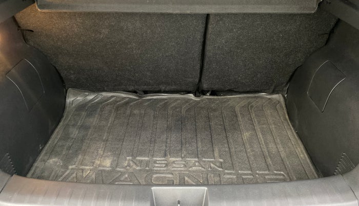 2023 Nissan MAGNITE XV Premium AMT, Petrol, Automatic, 38,936 km, Boot Inside