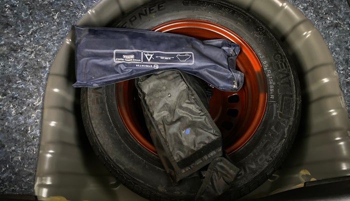 2023 Nissan MAGNITE XV Premium AMT, Petrol, Automatic, 38,936 km, Spare Tyre