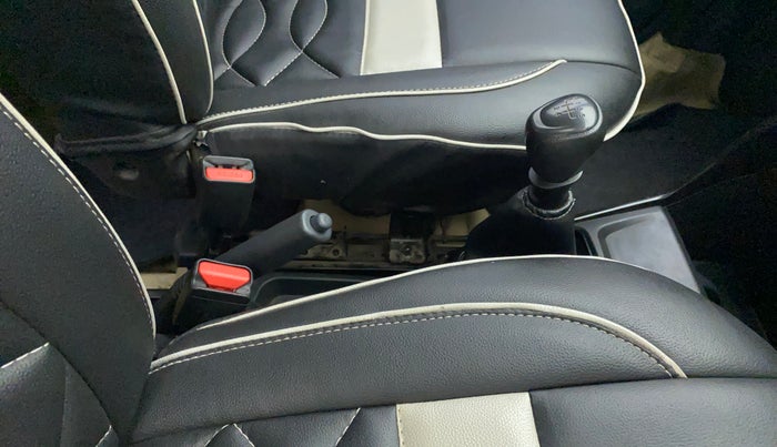 2021 Datsun Redi Go A, Petrol, Manual, 24,169 km, Gear Lever