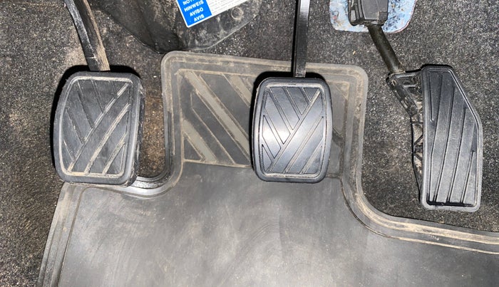2019 Maruti Swift VXI, Petrol, Manual, 34,211 km, Pedals