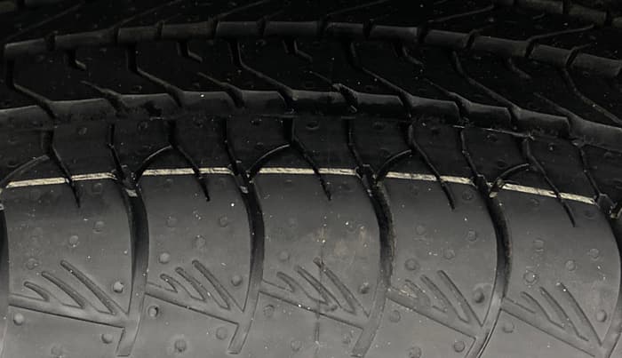 2023 Maruti Grand Vitara ZETA SMART HYBRID AT, Petrol, Automatic, 33,978 km, Left Front Tyre Tread