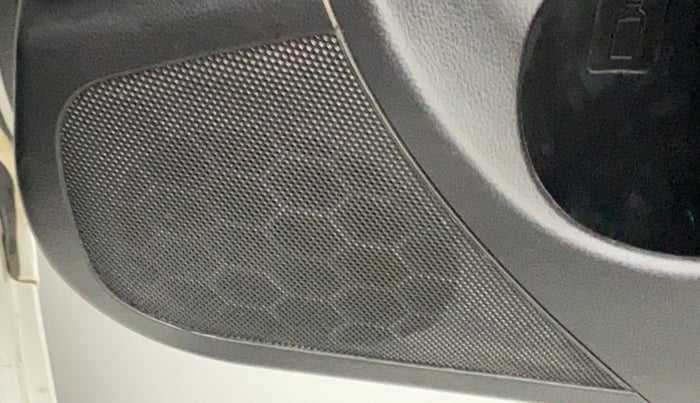 2012 Maruti Swift VDI, Diesel, Manual, 1,14,726 km, Infotainment system - Front speakers missing / not working