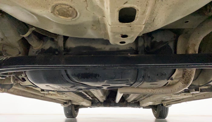 2012 Maruti Swift VDI, Diesel, Manual, 1,14,726 km, Rear Underbody