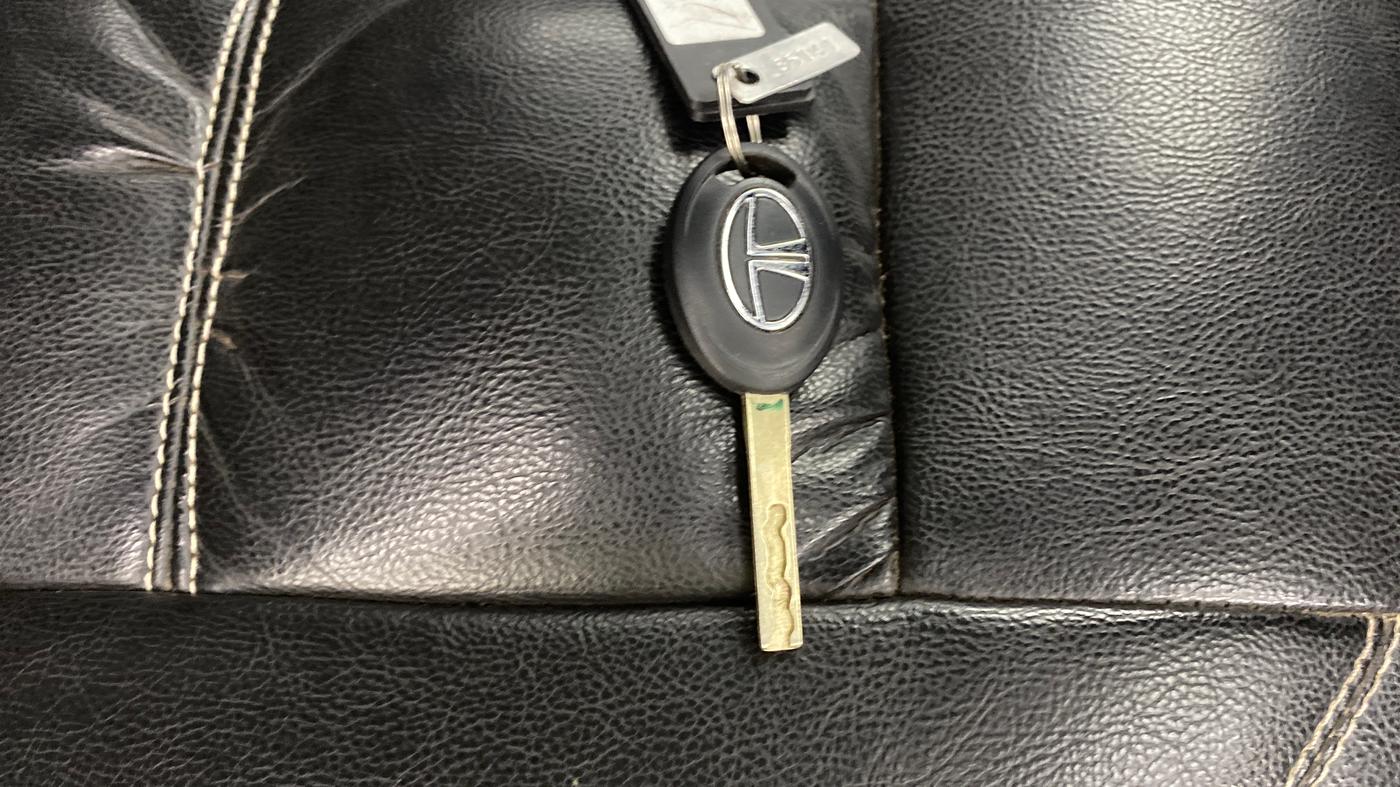 2019 Tata NEXON XM DIESEL, Diesel, Manual, 69,155 km, Key Close Up