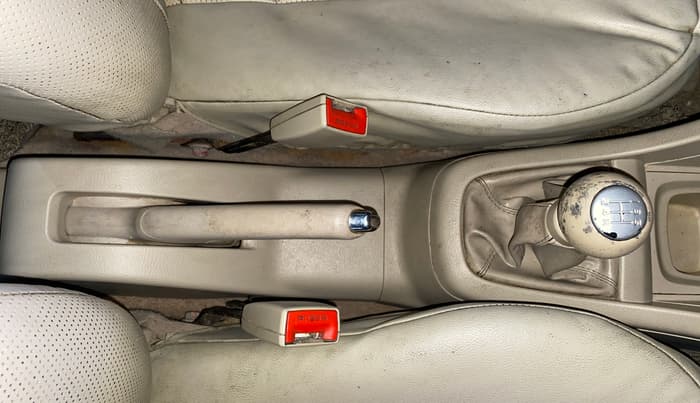 2015 Maruti Swift Dzire VXI, Petrol, Manual, 53,852 km, Gear Lever