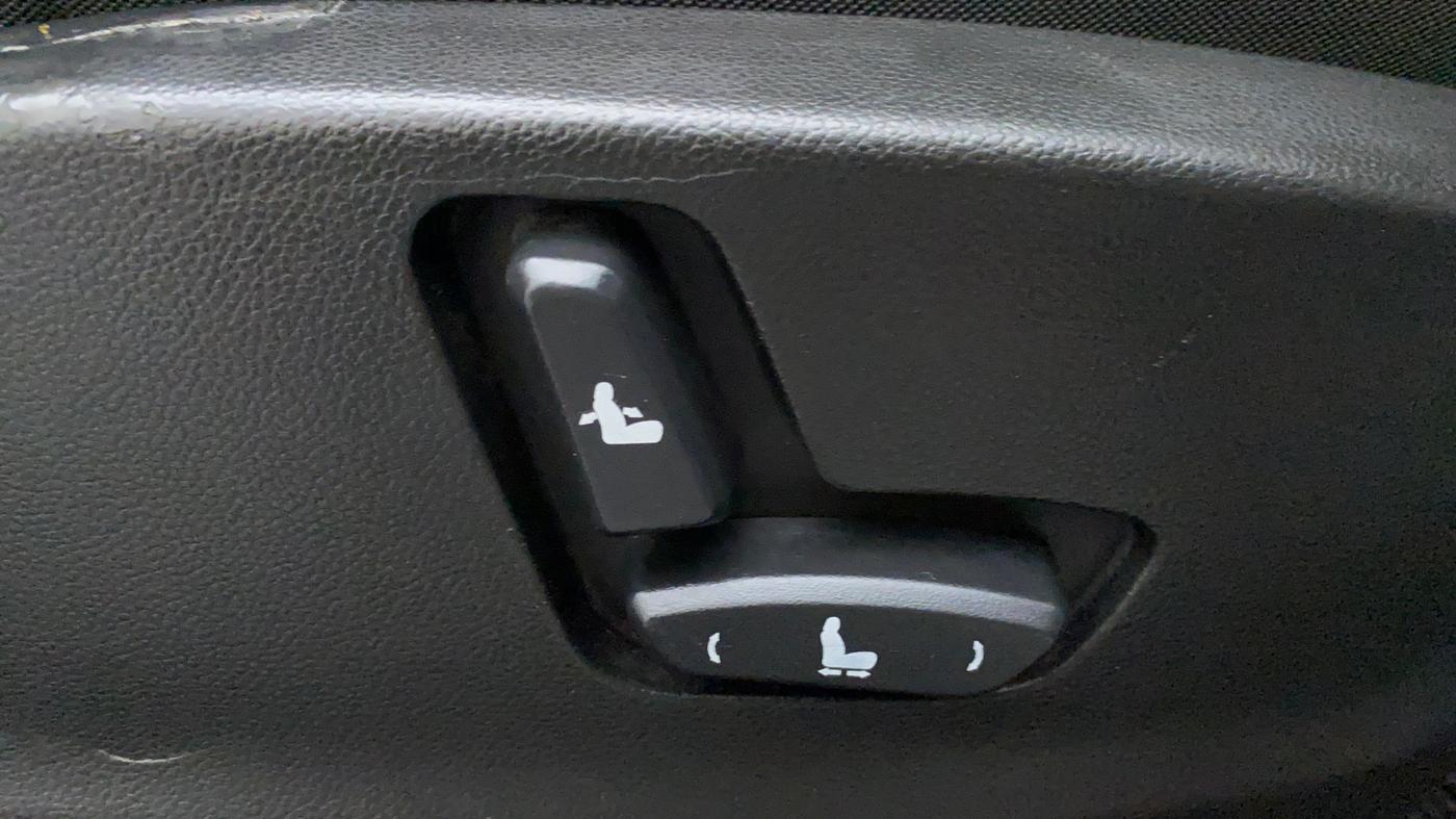 2020 MG HECTOR SHARP 2.0 DIESEL, Diesel, Manual, 77,611 km, Driver Side Adjustment Panel