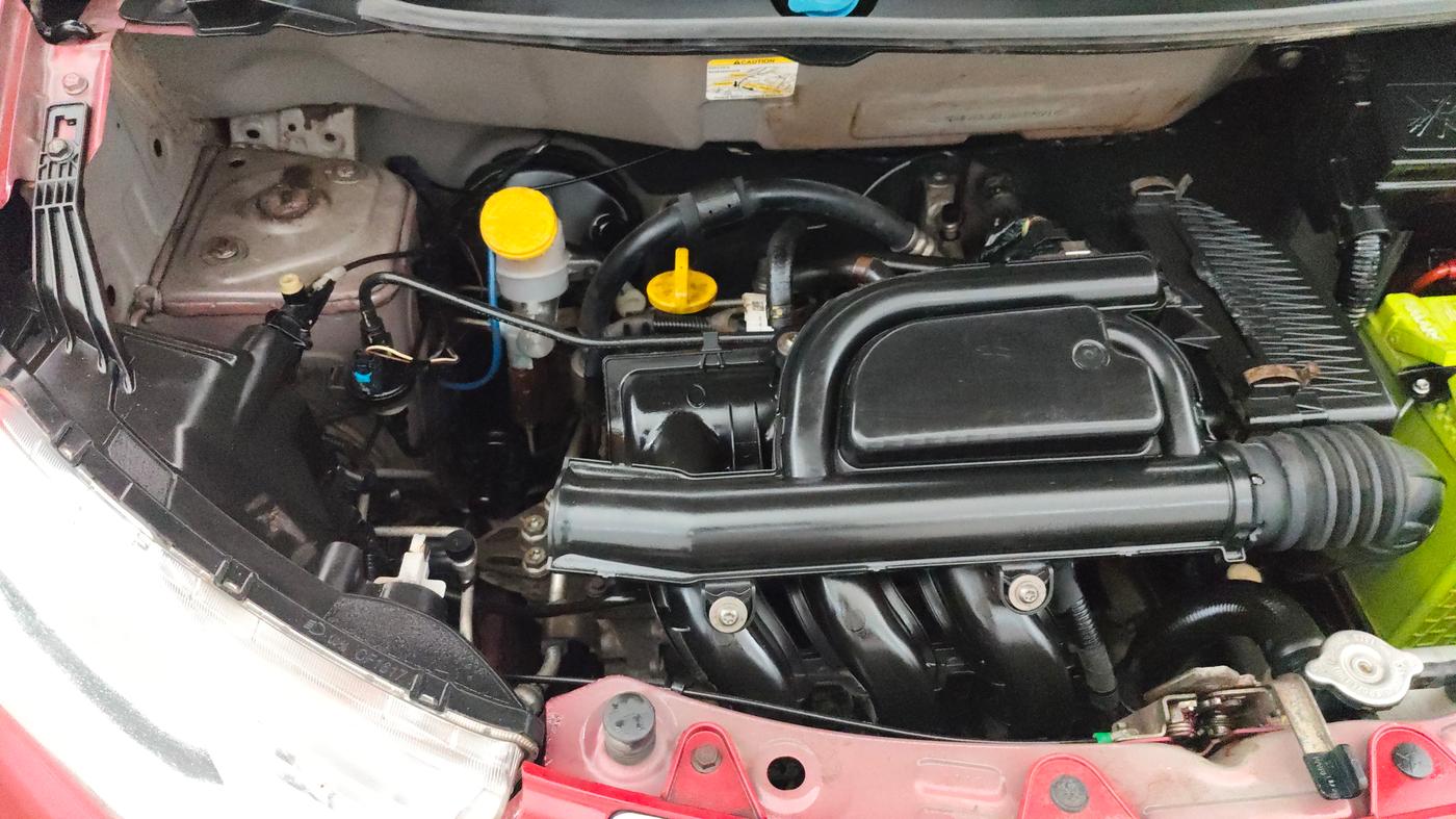 2018 Datsun Redi Go T(O) 1.0 AMT, Petrol, Automatic, 21,430 km, Engine View - Right