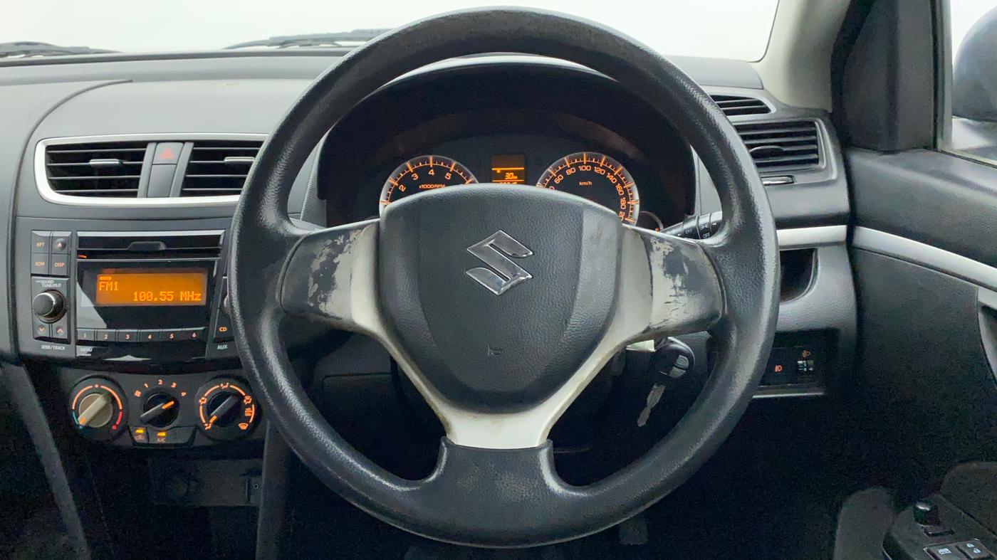 2015 Maruti Swift VXI, Petrol, Manual, 38,716 km, Steering Wheel Close Up