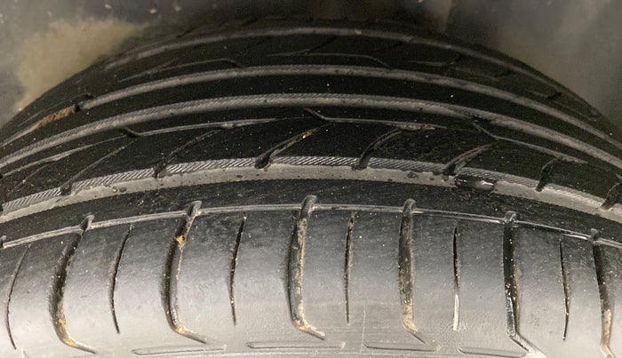 2018 Volkswagen Polo GT TSI 1.2 PETROL AT, Petrol, Automatic, 27,465 km, Left Rear Tyre Tread