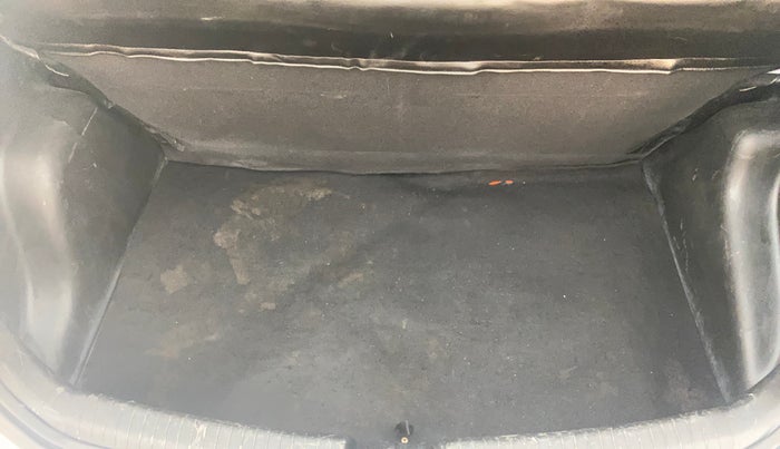 2015 Hyundai Grand i10 SPORTZ 1.2 KAPPA VTVT, Petrol, Manual, 71,243 km, Boot Inside