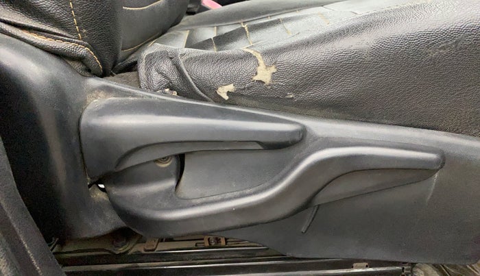 2014 Toyota Etios CROSS 1.2 G, Petrol, Manual, 86,449 km, Driver Side Adjustment Panel