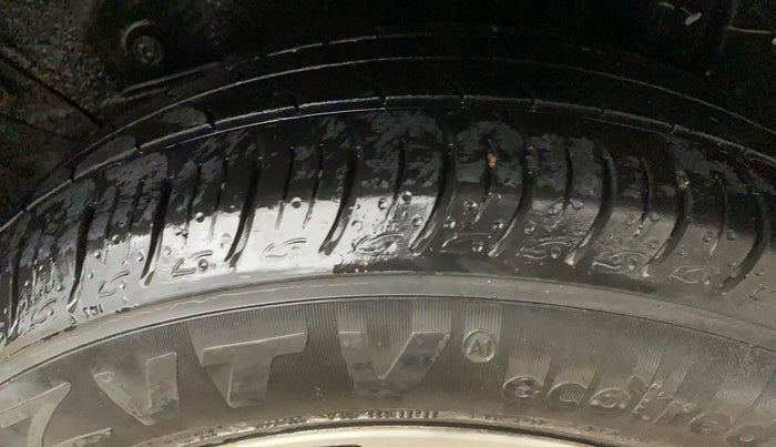 2014 Toyota Etios CROSS 1.2 G, Petrol, Manual, 86,449 km, Left Rear Tyre Tread