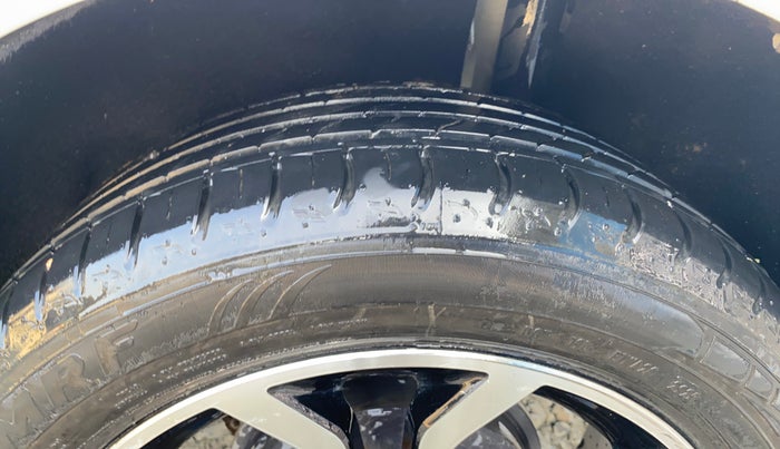 2018 Ford Ecosport TITANIUM 1.5L SIGNATURE EDITION (SUNROOF) PETROL, Petrol, Manual, 38,250 km, Left Rear Tyre Tread