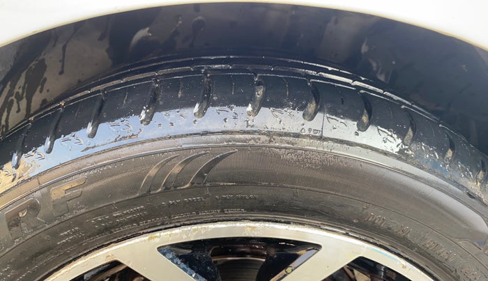 2018 Ford Ecosport TITANIUM 1.5L SIGNATURE EDITION (SUNROOF) PETROL, Petrol, Manual, 38,250 km, Left Front Tyre Tread