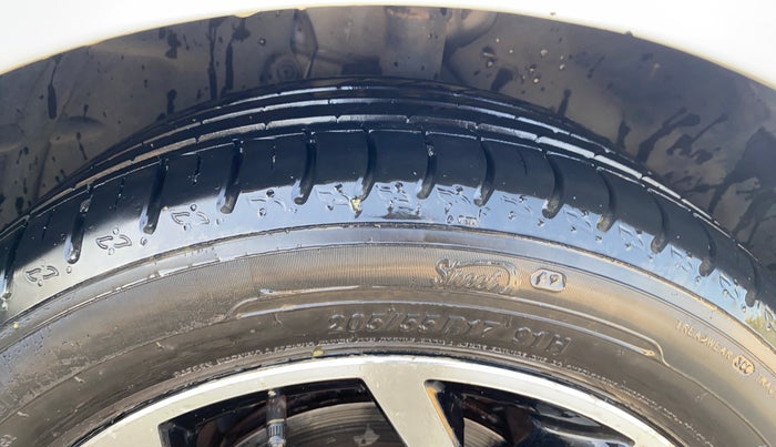 2018 Ford Ecosport TITANIUM 1.5L SIGNATURE EDITION (SUNROOF) PETROL, Petrol, Manual, 38,250 km, Right Front Tyre Tread