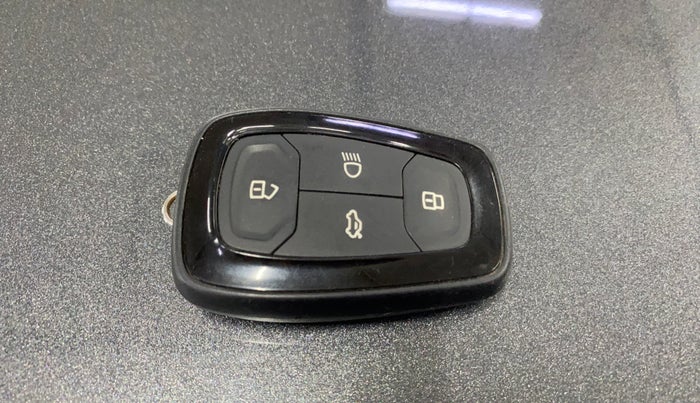2024 Tata NEXON CREATIVE+ DCA 1.2 PETROL, Petrol, Automatic, 12,160 km, Key Close Up