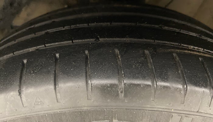 2020 Maruti Baleno ZETA CVT PETROL 1.2, Petrol, Automatic, 39,076 km, Left Front Tyre Tread