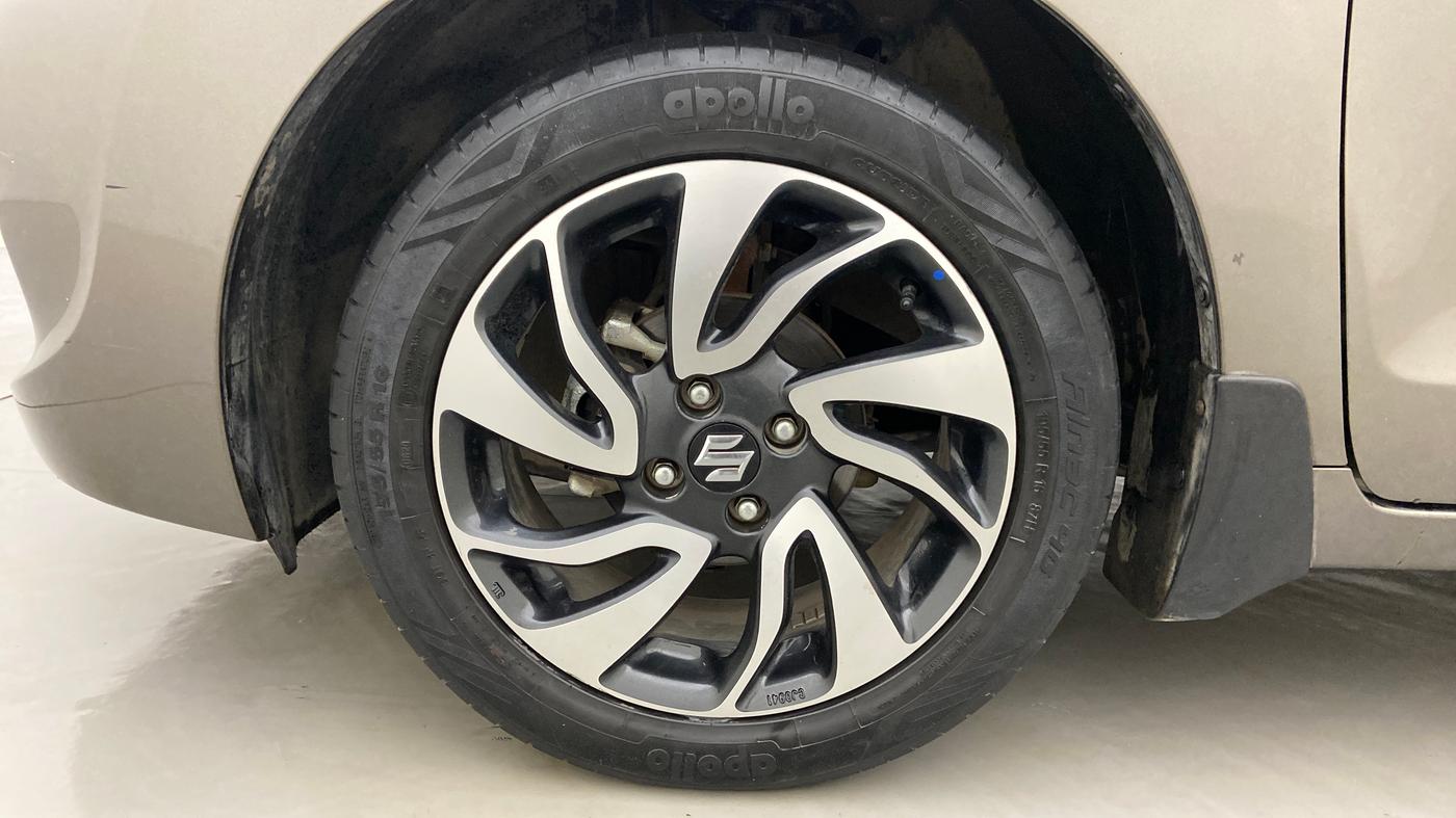 2020 Maruti Baleno ZETA CVT PETROL 1.2, Petrol, Automatic, 39,076 km, Left Front Wheel